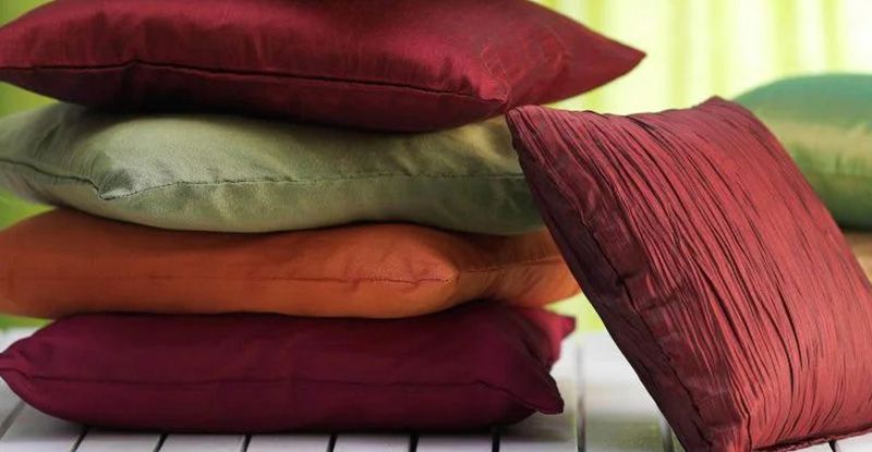 Ev tekstilleri için Çözgü Örgü Makinaları