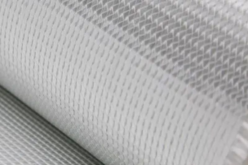 Teknik Tekstil için Çözgü Örgü Makinası