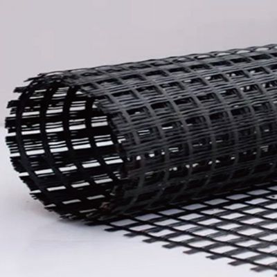 Tam Genişlikte Atkılı Çözgü Örgü Makinası